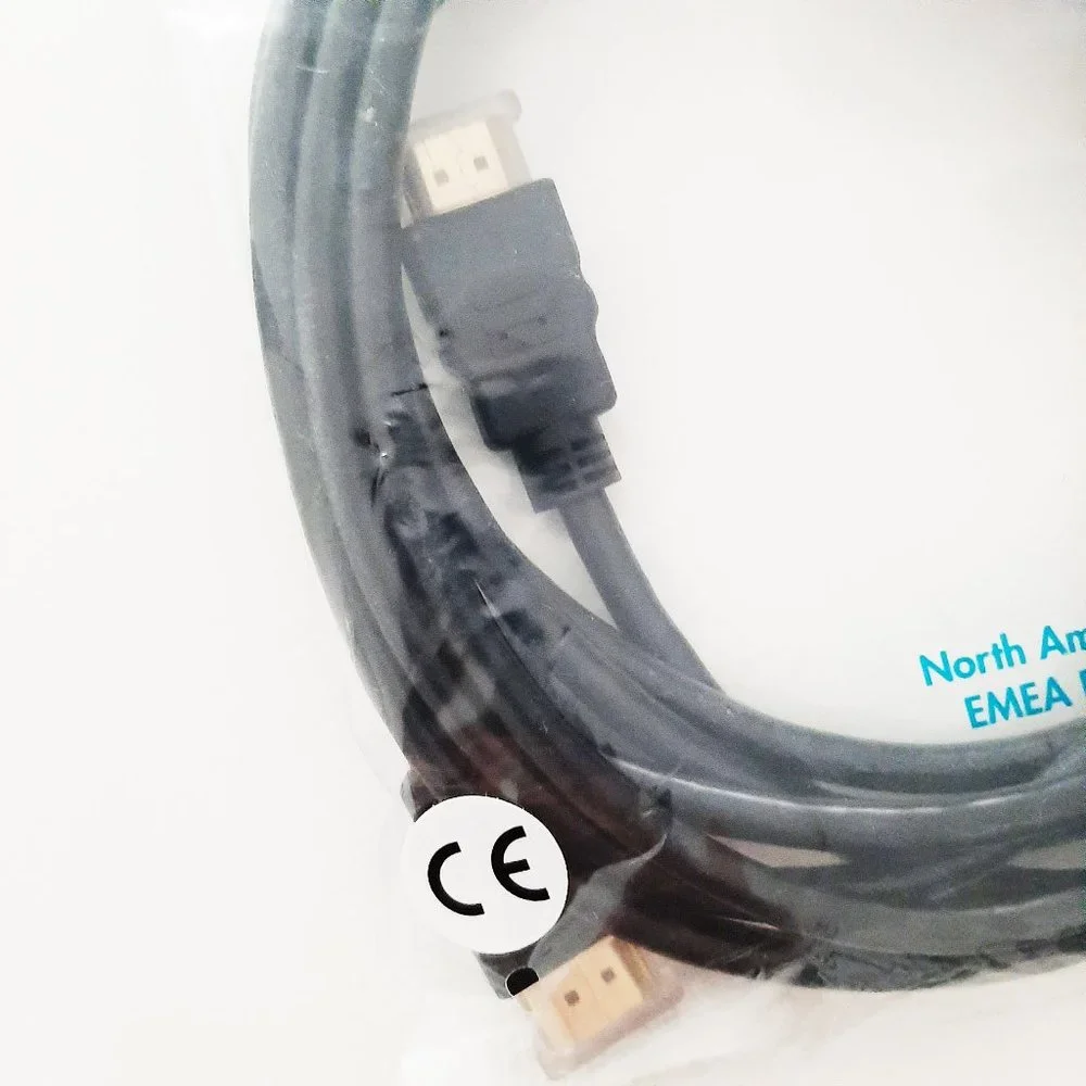 Bundle of 5 Cables (HDMI, USB, VGA) and 1 Adapter (Mini Display Port)